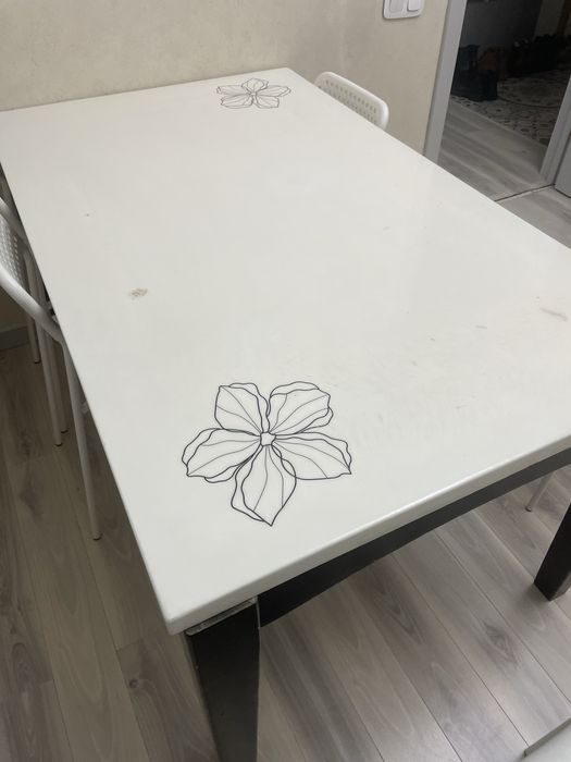 Стол, размер 150х90