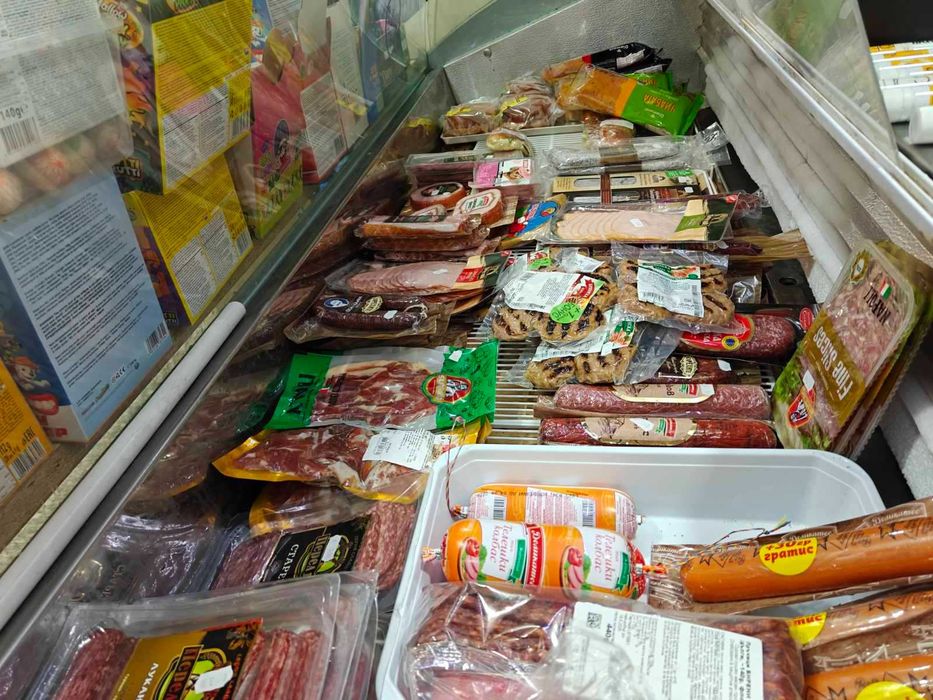 Хладилна витрина НАГИ плюсова - 2 метра - употребявана