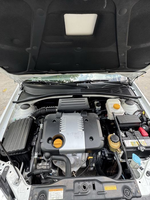 Lasetti 1,8 avtomat 90.000km yurgan halol