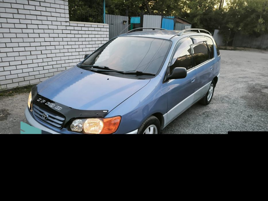 Продам семейную машину