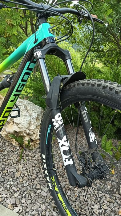 Bicicleta full suspension