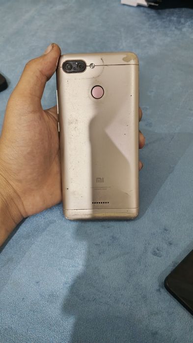 Samsung a01 core va MI 6