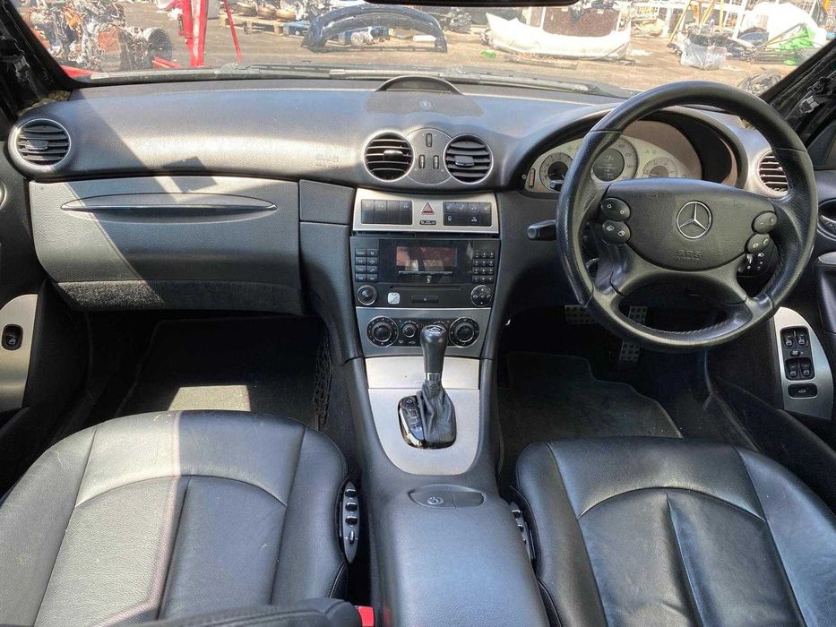 Dezmembrez mercedes clk w209 AMG/bara fata clk/far clk/capota clk/stop