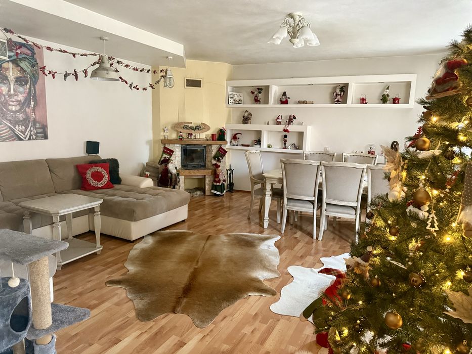 Casă de vânzare in Lazaret