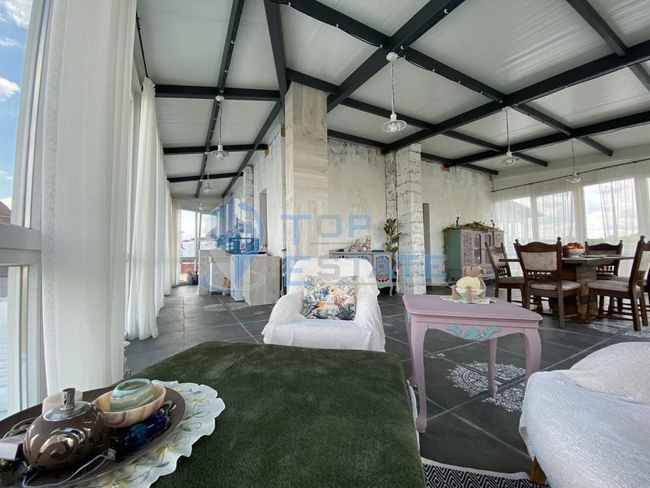 Продава се Тристаен апартамент в Велико Търново, Център - 220 кв.м за 1091 €/кв.м - Снимка #8