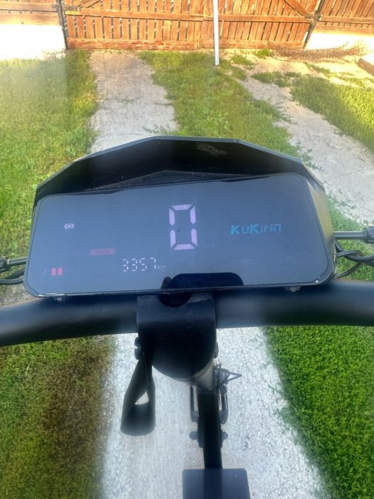 Vând trotinetă kukirin g2 2025