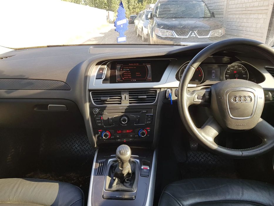 Capota fata / Aripa stanga fata/ Trager / Radiator AC / Radiator Apa/ Intercooler/ Electroventilator Audi A4 B8 2.0 TDI