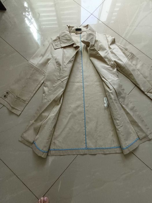 Trenci "Benetton" nou
