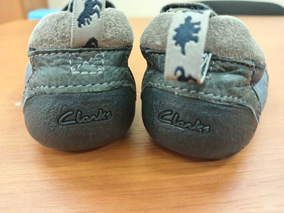 Бебешки обувки Clarcks  - First shoes - Номер 4 английски стандарт.