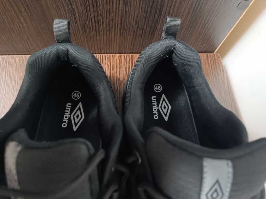 Încălțămintea sport UMBRO