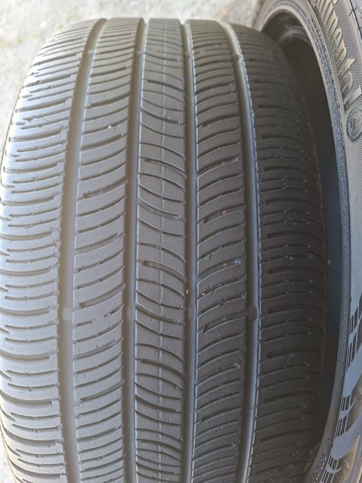 Продам шины 245/45/19 континенталь