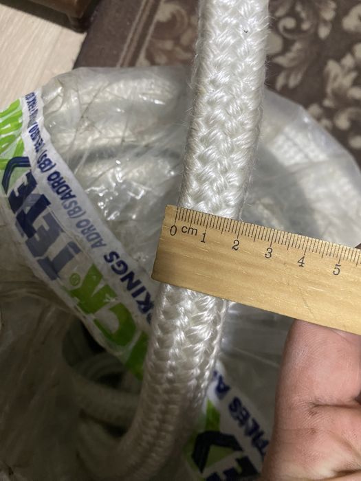 Уплотнительный шнур асбестоволоконный 20*20