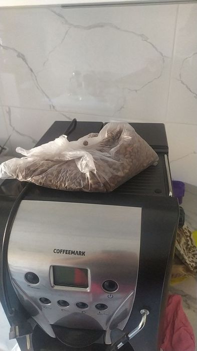 Продается кофемошина .