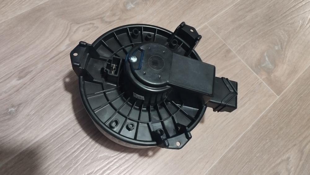 Мотор печки Toyota