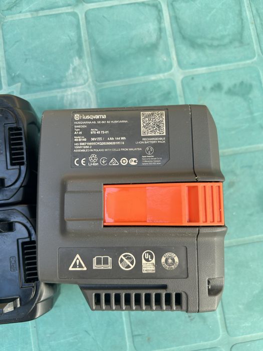 Acumulatori Makita  XGT 40V si Husqvarna