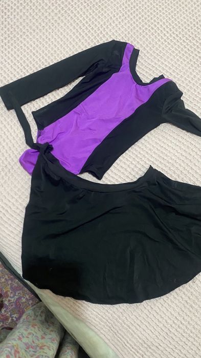 Форма для гимнастики и танца и чешки