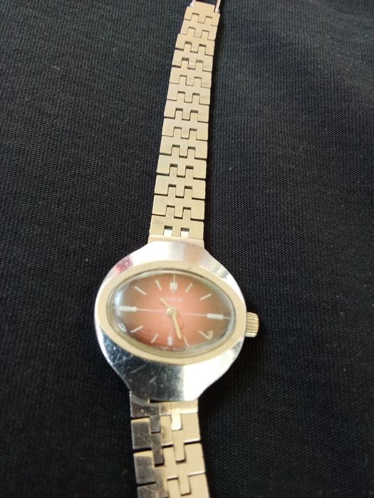 Часы в ассортименте ( не работают )