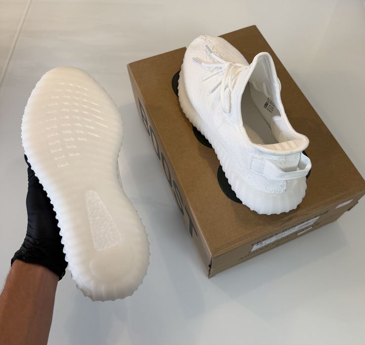 Adidasi Yeezy 350 V2 White Albi