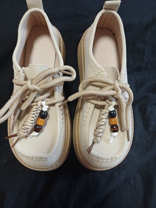 Страхотни обувки номер 37