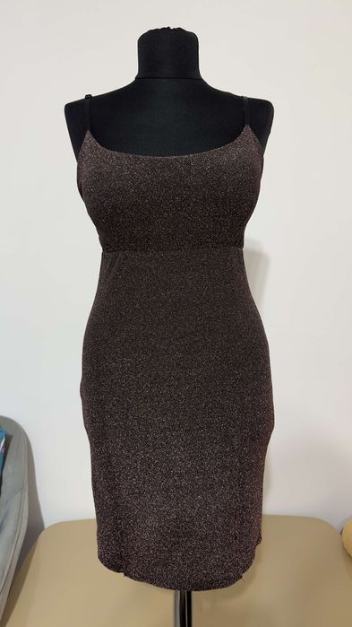 Vând rochiță de ocazie