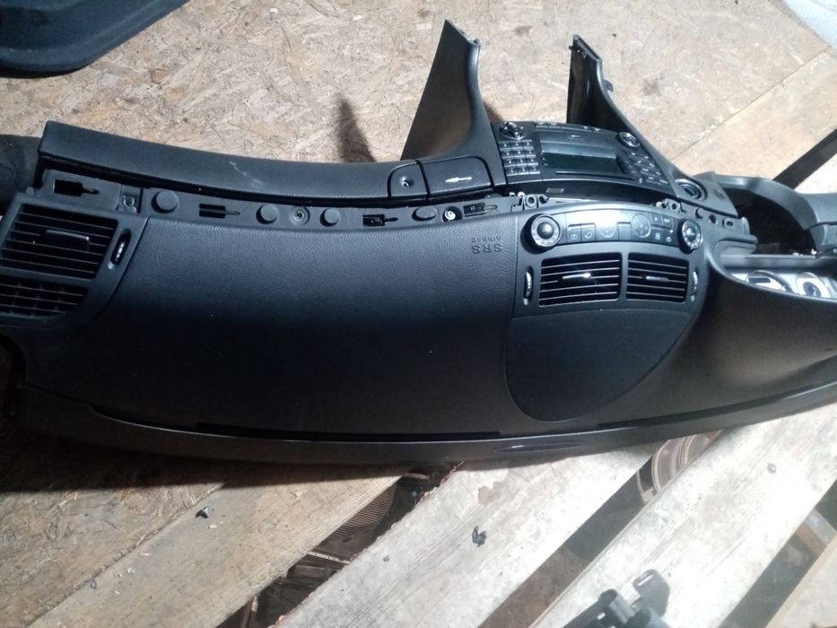 Панель приборов на Мерседес W211 из Германии