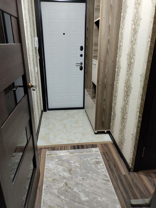 Сдам 2 ком Квартиру Помесячно