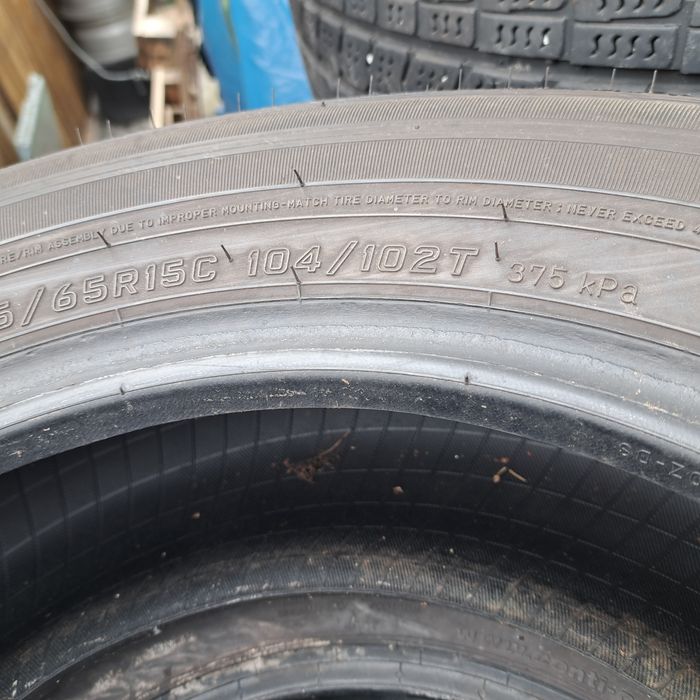 Set  4 cauciucuri 215/65/R15 tip C de greutate pt remorci/platforme