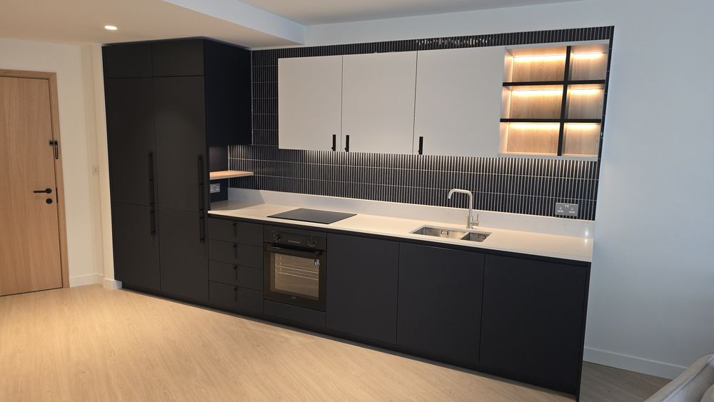 Mobilă la comandă! Montaj profesional! Design exclusivist!