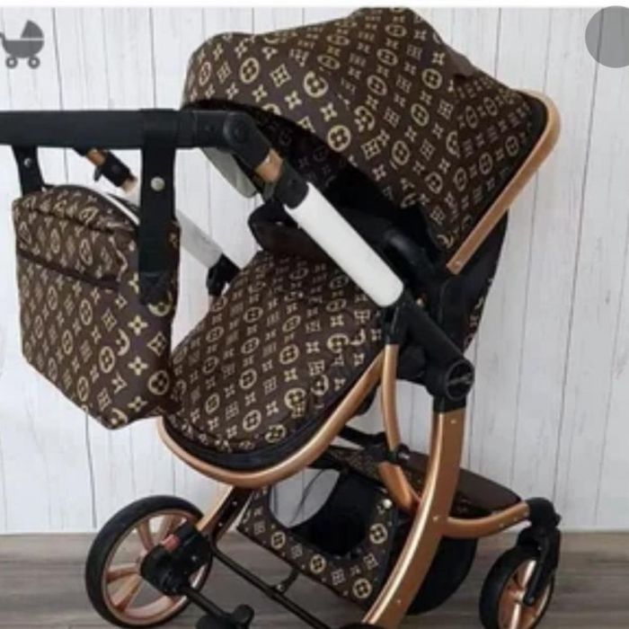 Срочно Продам коляску в идеальном состоянии