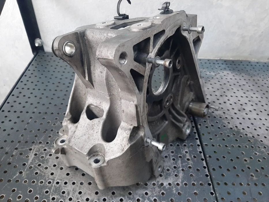 suport pompa inalta  2.2 d multijet 55284529  alfa romeo giulia stelvio 55284373