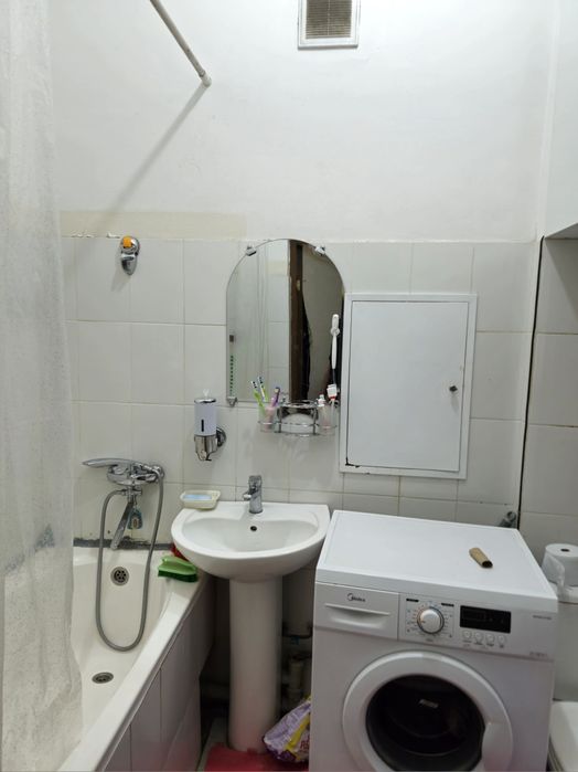 Сергели 6а да 2 хона килинган 1 хонали хонадон сотилади