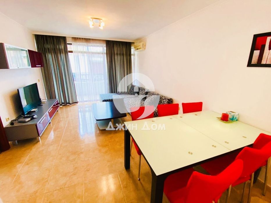 Продава се Тристаен апартамент в Свети Влас - 99 кв.м за 1112 €/кв.м - Снимка #2