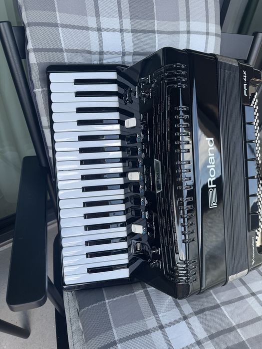 Acordeon digital Roland FR-4X