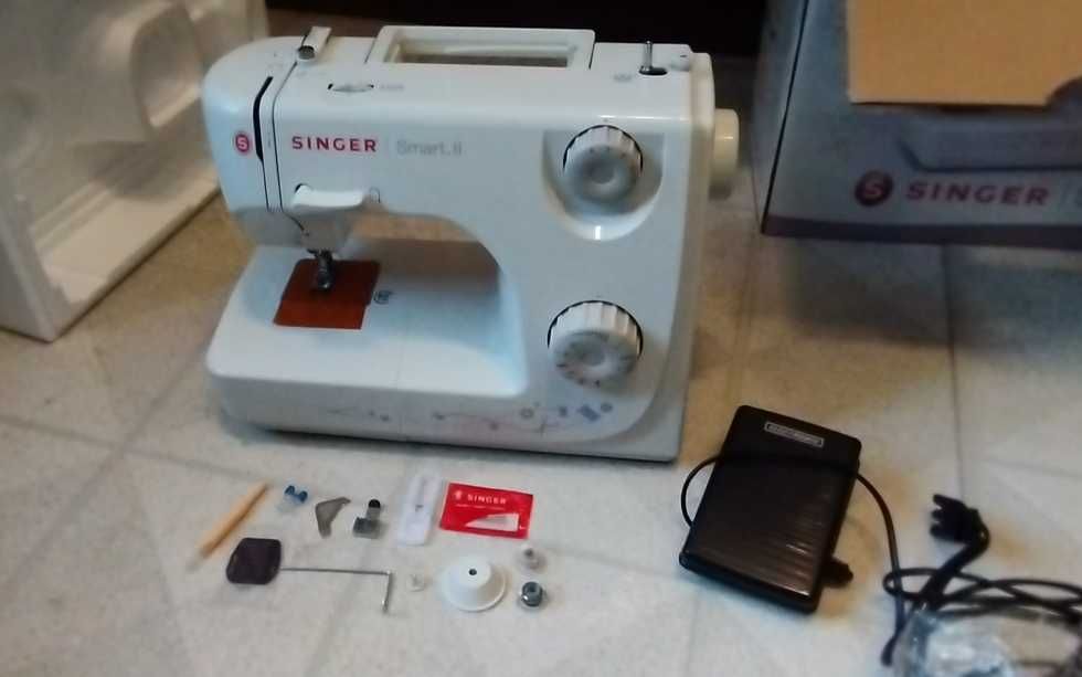 Продавам нова шевна машина Singer Smart II