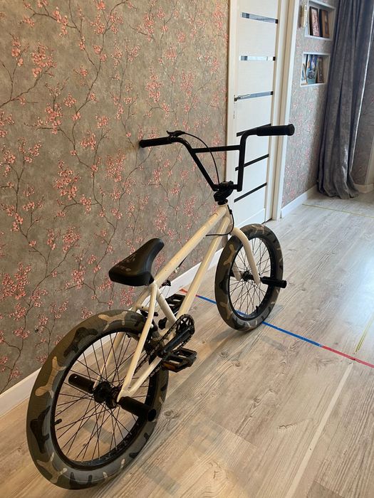 Продам трюковой велосипед BMX VIKING