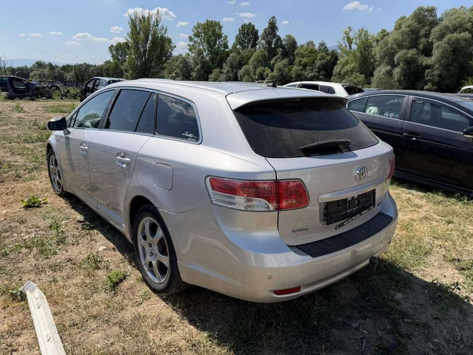 Toyota Avensis 2.2 150 кс 2010 автомат На части