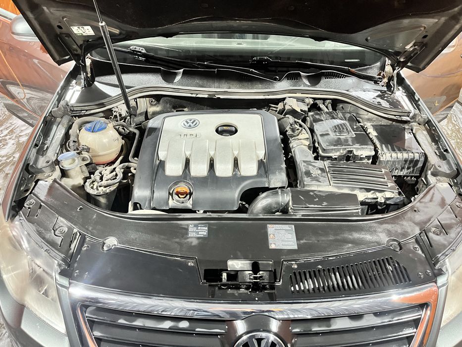 Пасат Б6 2006 година 2.0 дизел