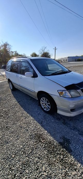 Мазда мпв 1999 г 2.5