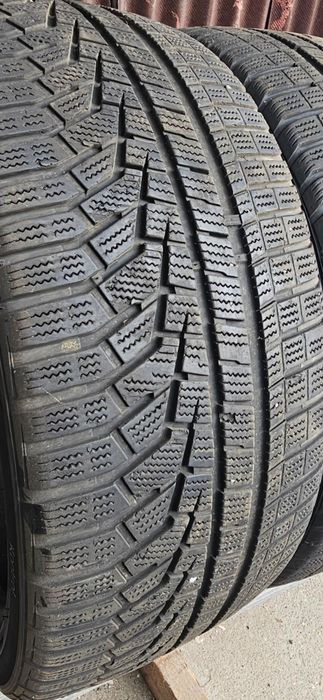 Anvelope iarna Hankook 2buc  275 40 19 / 2 buc 245 40 19 BMW F01 / F10