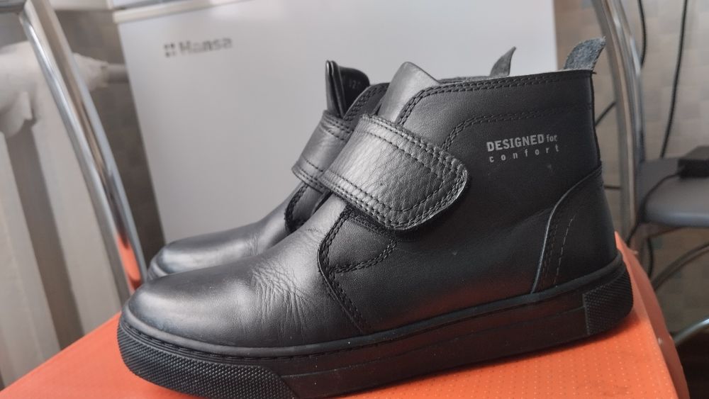 Продам детскую обувь демисезон