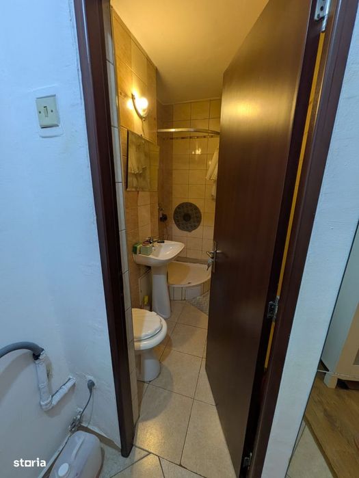1 camera,bloc izolat ,decomandat, Semicentral,Mărăști ,zona Farmec,BRD