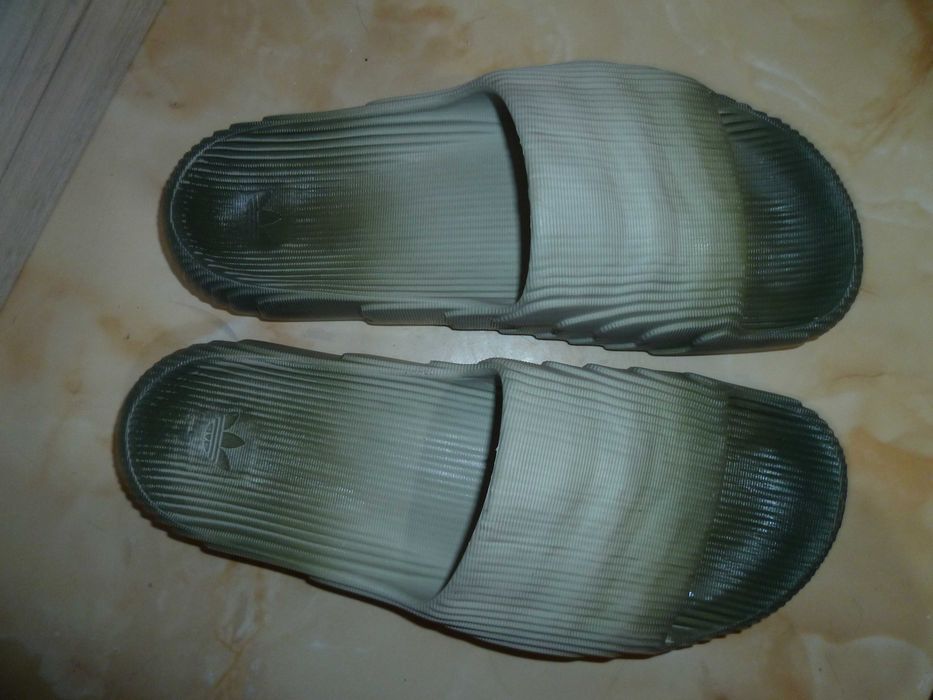 ADIDAS чехли №45