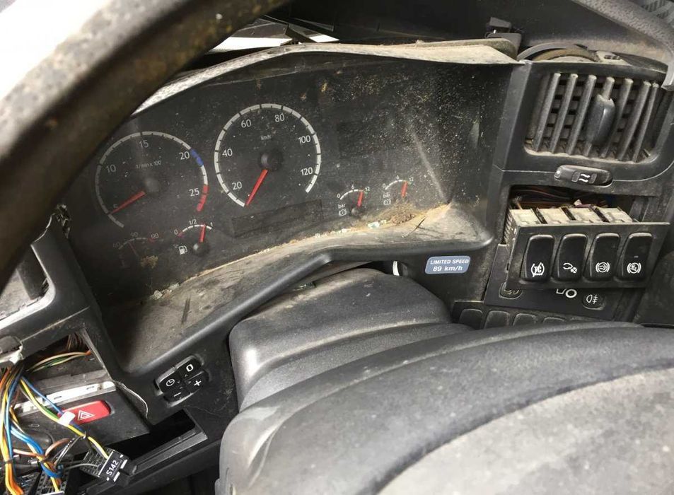Dezmembrari camion SCANIA K,N,F pentru piese