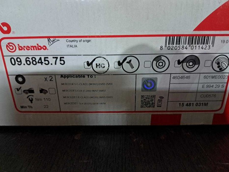 Vand set complet BREMBO XTRA  de discuri si placute fata noi, in cutie, pentru Mercedes SLK (r17), C-Class (W202), CLK (c208), E Class (w210)