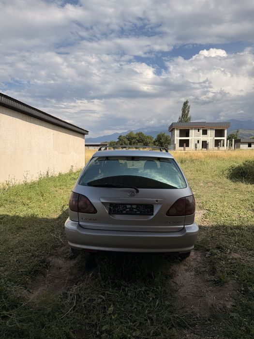 Lexus rx 300 (Битый)