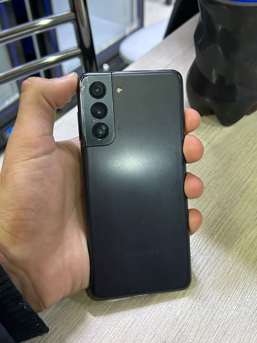 Срочно продам Самсунг s21 5g