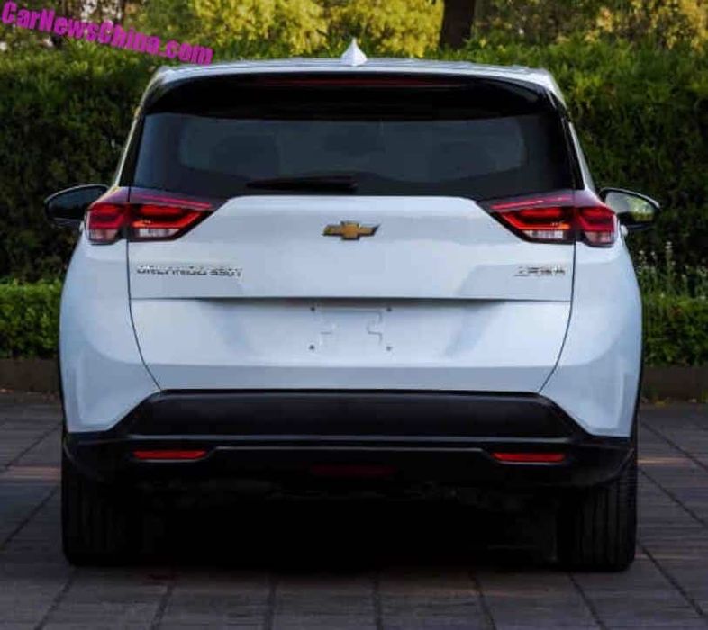 Chevrolet Orlando-2 Red Line