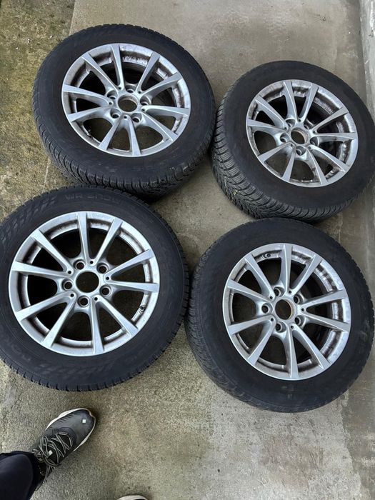 Jante originale BMW style 390 R16 + Nokian anvelope de iarna