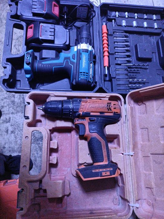 Шуруповёрты на запчасти