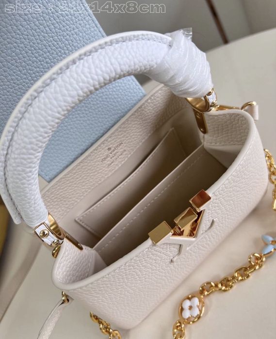 Geanta Louis Vuitton Capucines